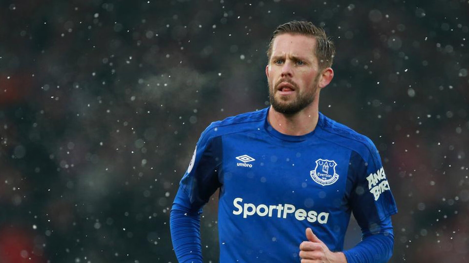 开云真人体育娱乐-巴萨与曼联就永久转会拉什福德展开谈判，球员表现备受赞誉，曼联 巴萨